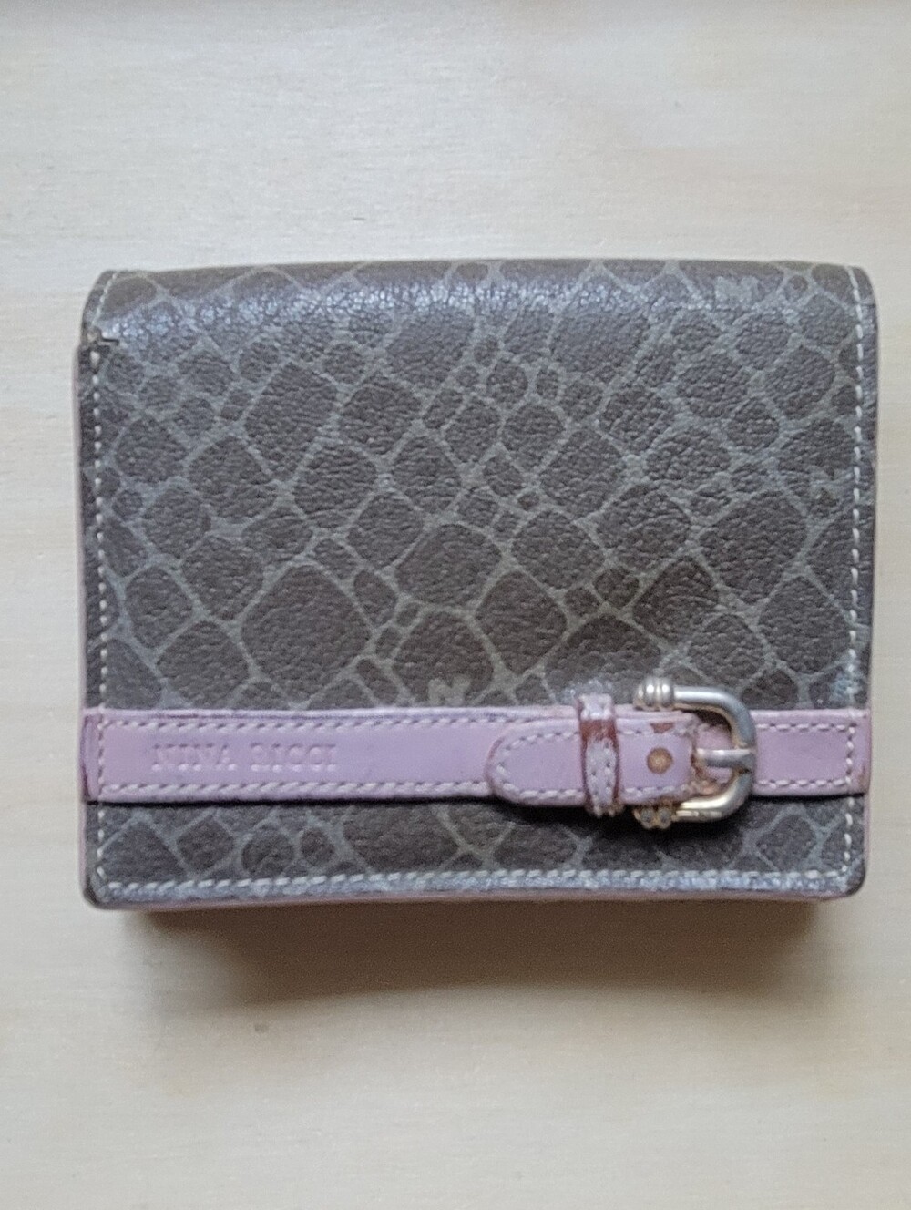 Nina Ricci Gray Purple Wallet Compact Leather Vintage Bifold Buckle Small Ring